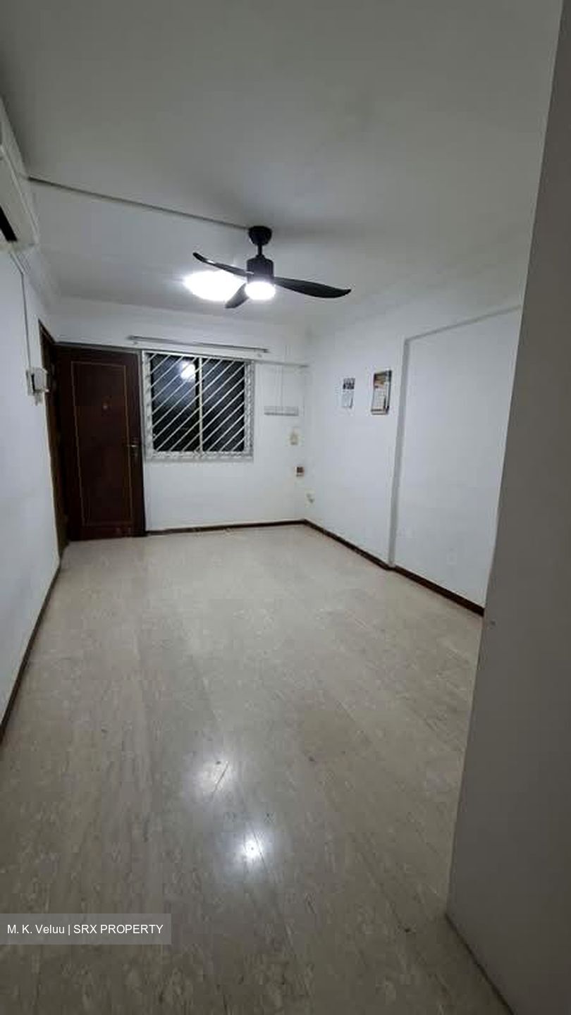 Blk 261 Jurong East Street 24 (Jurong East), HDB 3 Rooms #583992541